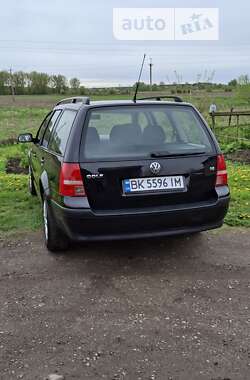 Универсал Volkswagen Golf 2005 в Ровно