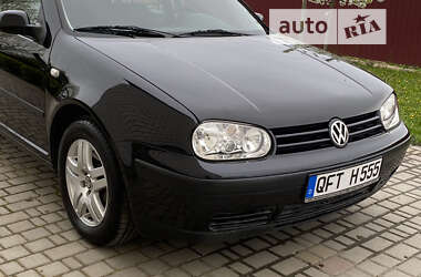 Универсал Volkswagen Golf 2002 в Луцке