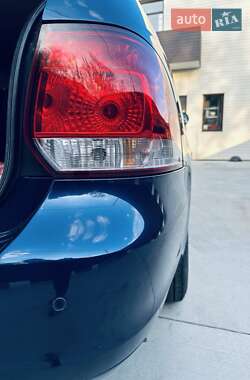 Универсал Volkswagen Golf 2010 в Казатине