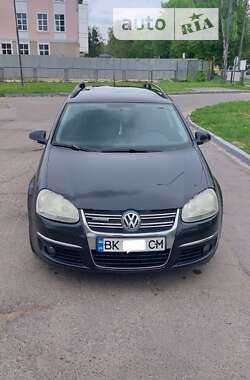 Універсал Volkswagen Golf 2009 в Рівному