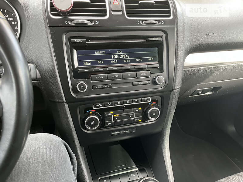 Універсал Volkswagen Golf 2012 в Ніжині