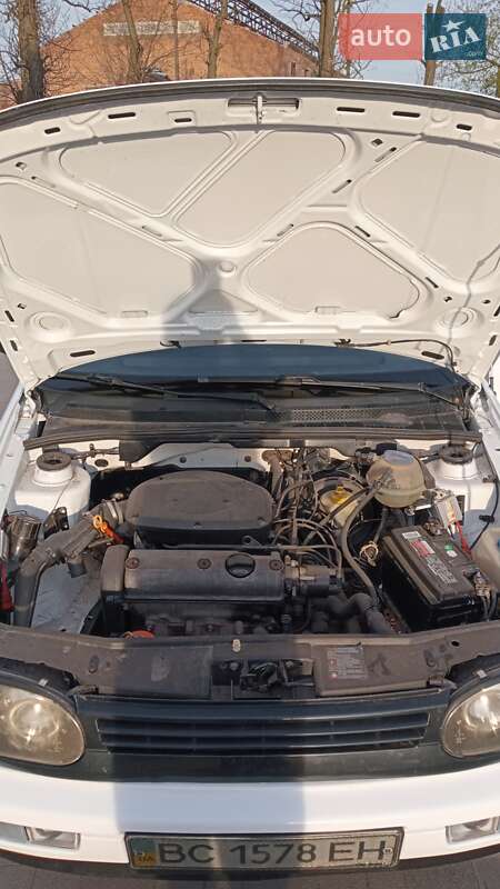 Хетчбек Volkswagen Golf 1997 в Львові