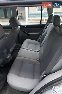 Универсал Volkswagen Golf 2001 в Тернополе