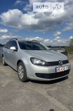 Универсал Volkswagen Golf 2010 в Днепре