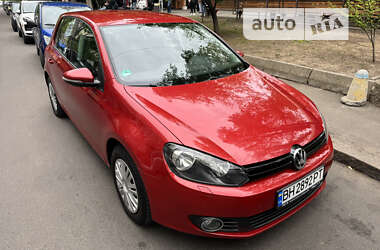 Хетчбек Volkswagen Golf 2010 в Одесі