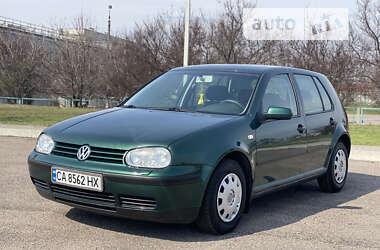 Хетчбек Volkswagen Golf 1999 в Черкасах