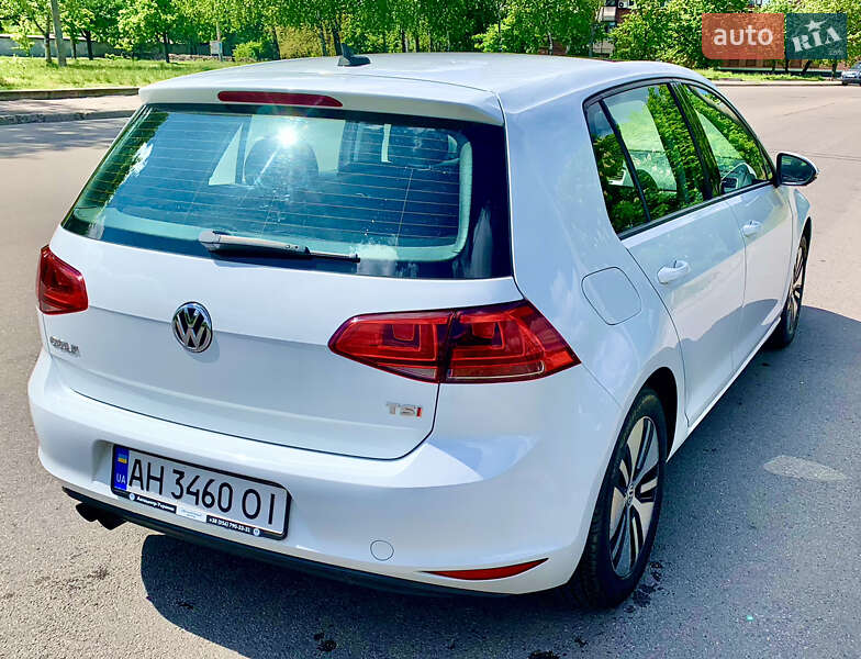 Хэтчбек Volkswagen Golf 2015 в Днепре фото 6 Хэтчбек Volkswagen Golf 2015 в Днепре