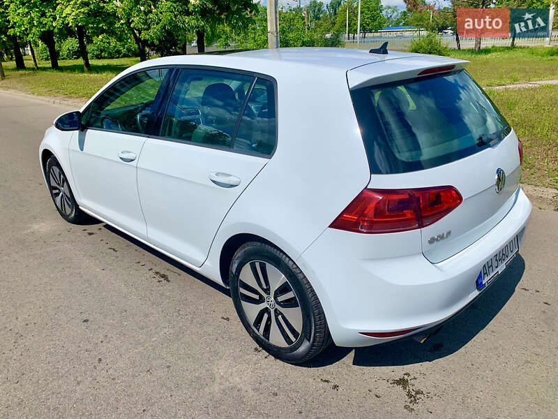 Хэтчбек Volkswagen Golf 2015 в Днепре фото 16 Хэтчбек Volkswagen Golf 2015 в Днепре