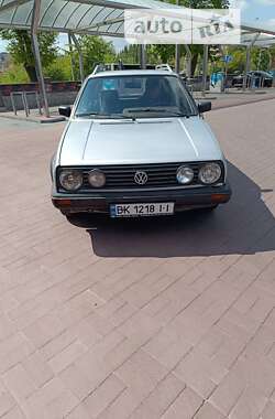 Хэтчбек Volkswagen Golf 1988 в Ровно