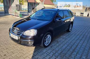 Универсал Volkswagen Golf 2009 в Черновцах