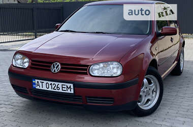Хэтчбек Volkswagen Golf 1998 в Жовкве