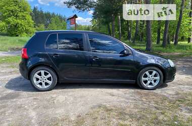 Хэтчбек Volkswagen Golf 2008 в Коростышеве