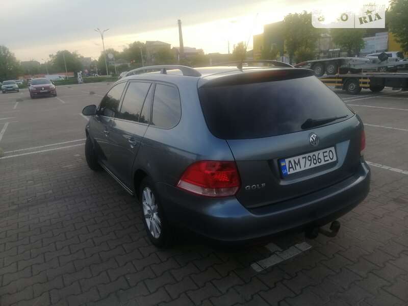 Универсал Volkswagen Golf 2008 в Житомире