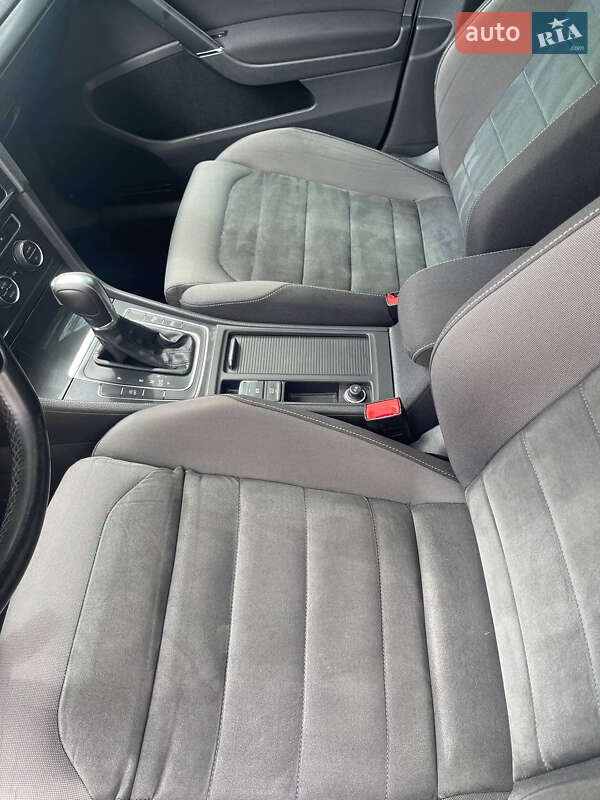 Універсал Volkswagen Golf 2017 в Запоріжжі