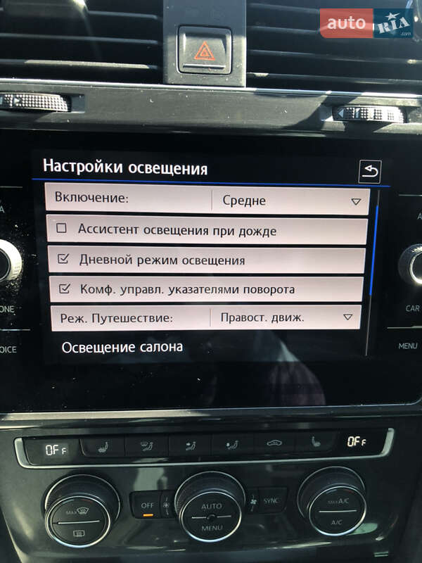 Універсал Volkswagen Golf 2017 в Запоріжжі