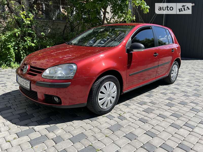 Хетчбек Volkswagen Golf 2009 в Чернівцях