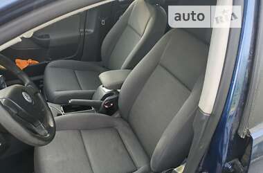 Хетчбек Volkswagen Golf 2008 в Києві