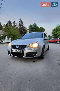 Хэтчбек Volkswagen Golf 2007 в 