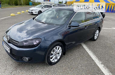 Универсал Volkswagen Golf 2010 в Черновцах