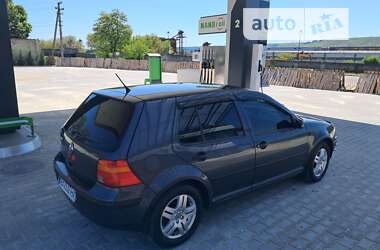 Хэтчбек Volkswagen Golf 1999 в Могилев-Подольске