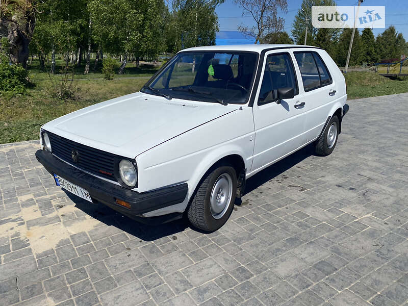 Хэтчбек Volkswagen Golf 1987 в Здолбунове