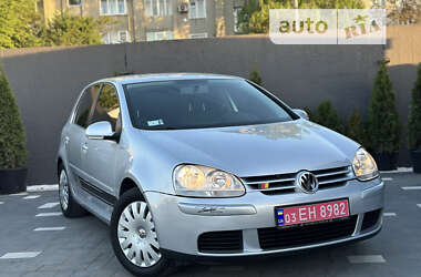 Хэтчбек Volkswagen Golf 2008 в Дрогобыче