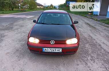 Хэтчбек Volkswagen Golf 1998 в Черновцах