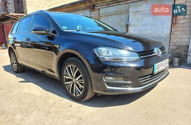 Універсал Volkswagen Golf 2016 в Києві