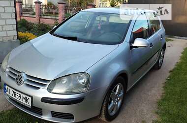 Хетчбек Volkswagen Golf 2004 в Любешові