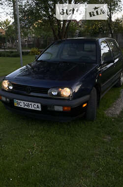 Хэтчбек Volkswagen Golf 1993 в Львове