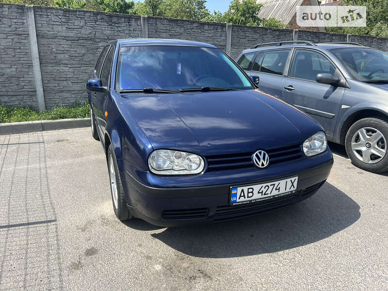 Хетчбек Volkswagen Golf 1998 в Вінниці
