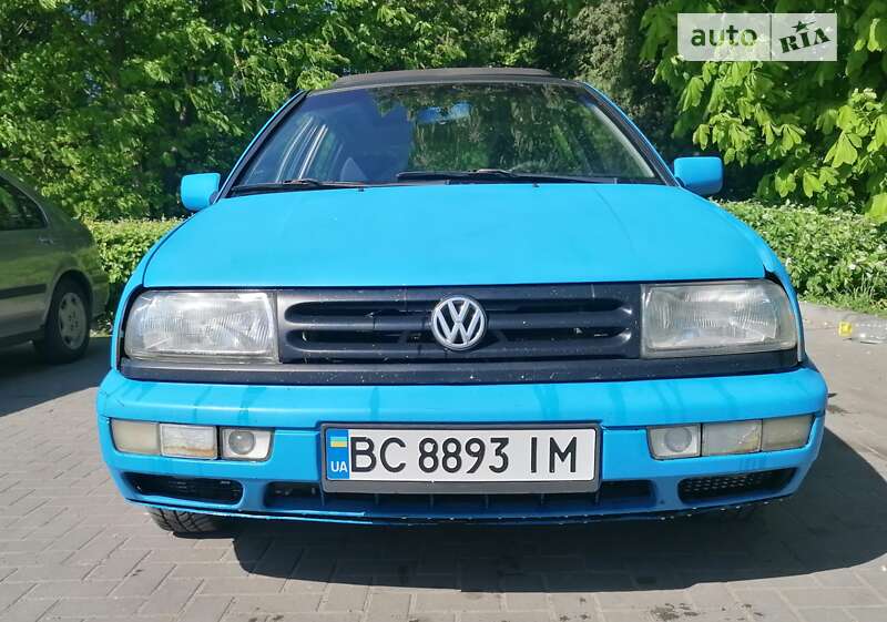 Хэтчбек Volkswagen Golf 1993 в Львове