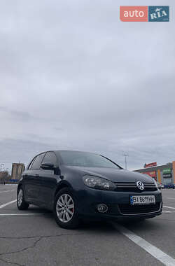 Хэтчбек Volkswagen Golf 2011 в Полтаве