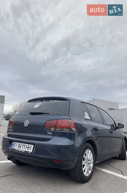 Хэтчбек Volkswagen Golf 2011 в Полтаве