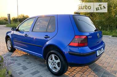 Хетчбек Volkswagen Golf 1999 в Береговому