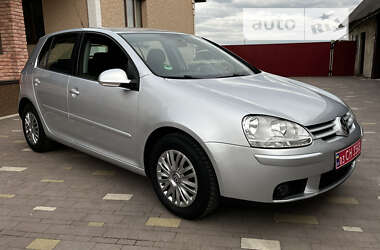 Хэтчбек Volkswagen Golf 2007 в Калуше