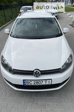 Универсал Volkswagen Golf 2010 в Львове