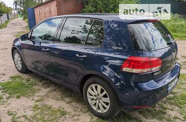 Хетчбек Volkswagen Golf 2010 в Іллінцях