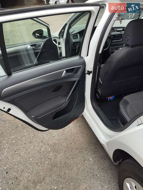 Универсал Volkswagen Golf 2014 в Одессе фото 13 Универсал Volkswagen Golf 2014 в Одессе