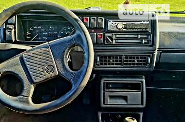 Хэтчбек Volkswagen Golf 1988 в Ратным