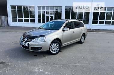 Універсал Volkswagen Golf 2008 в Києві