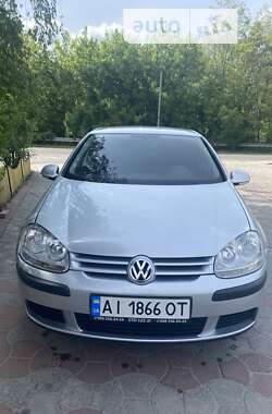 Хэтчбек Volkswagen Golf 2005 в Вишневом