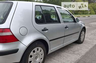 Хэтчбек Volkswagen Golf 2003 в Нежине