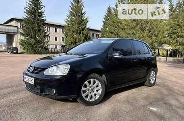 Хэтчбек Volkswagen Golf 2006 в Бердичеве