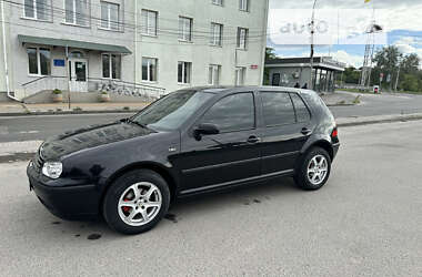 Хетчбек Volkswagen Golf 2000 в Вінниці