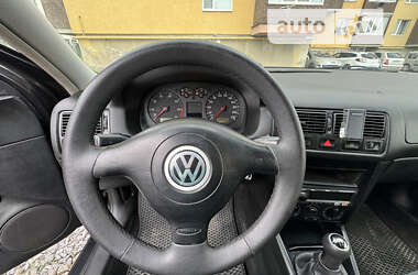 Хэтчбек Volkswagen Golf 2000 в Виннице