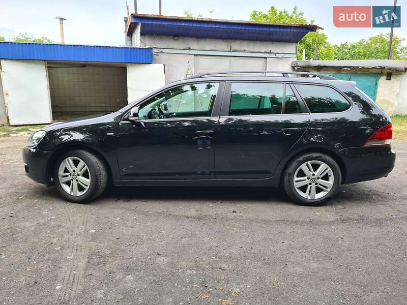 Универсал Volkswagen Golf 2013 в Першотравенске фото 8 Универсал Volkswagen Golf 2013 в Першотравенске