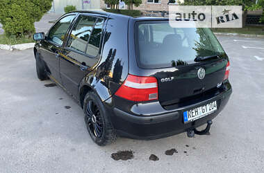 Хетчбек Volkswagen Golf 2003 в Дубні