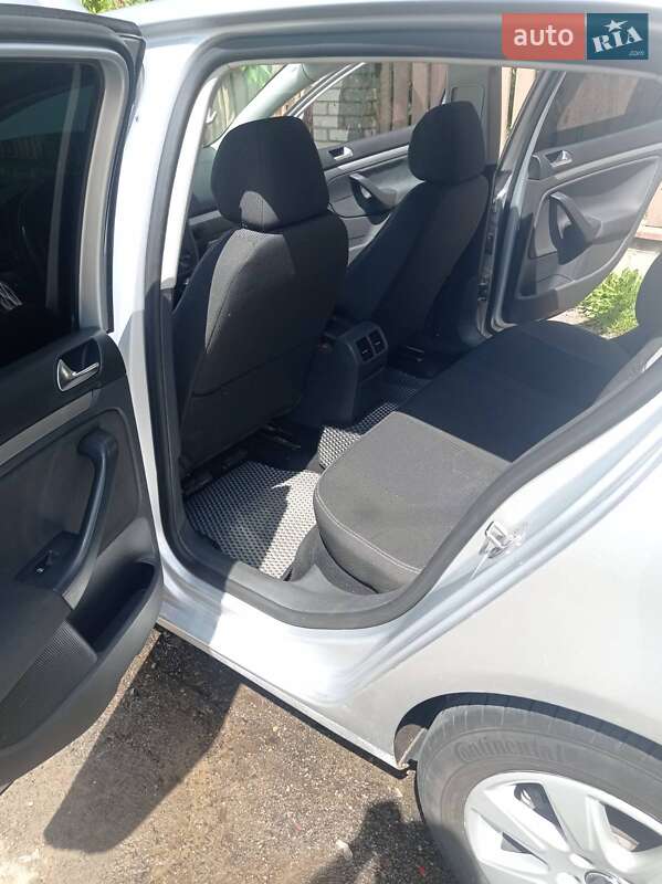 Хэтчбек Volkswagen Golf 2007 в Виннице