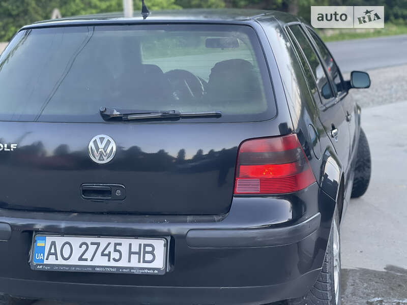 Хетчбек Volkswagen Golf 2000 в Яремчі